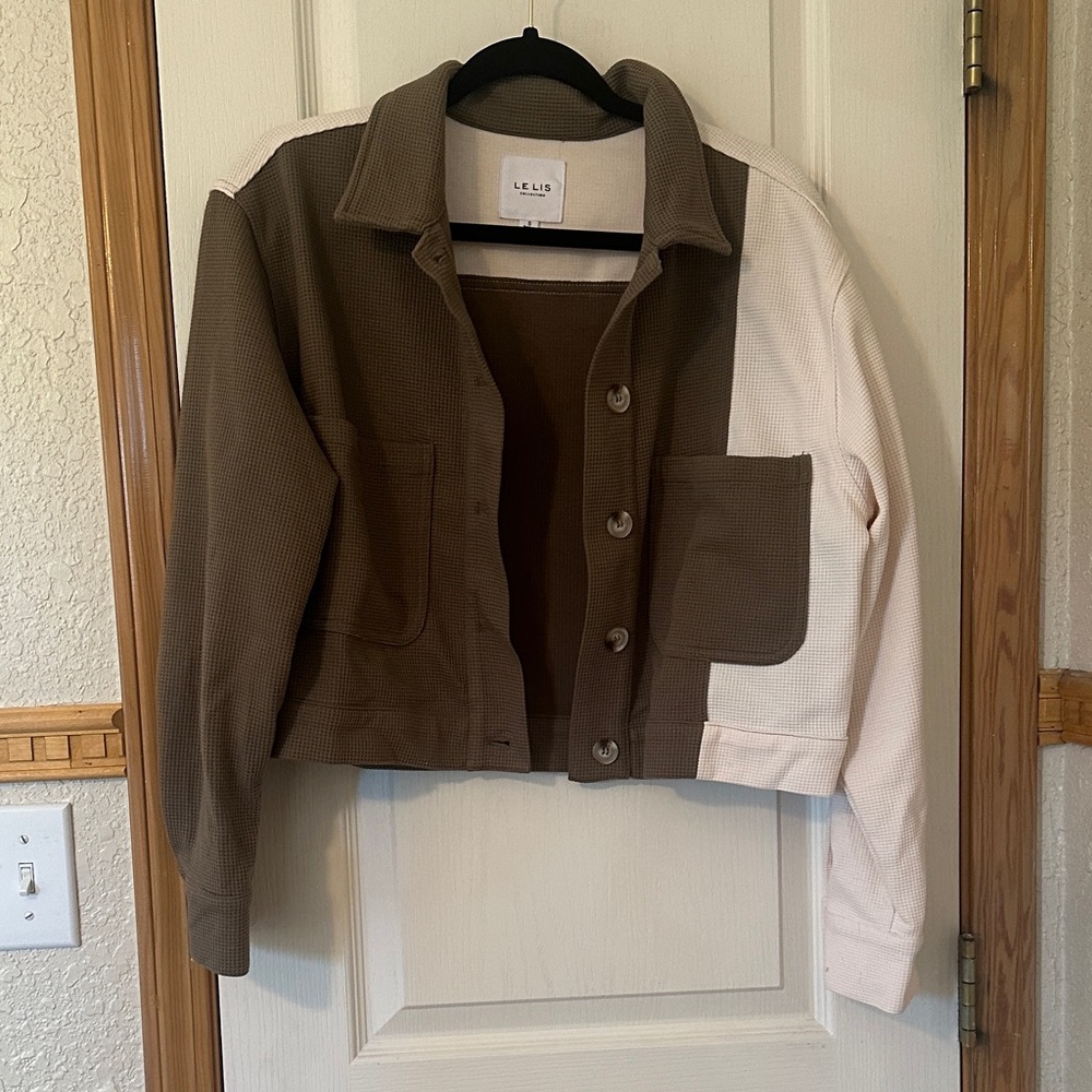 Le Lis Contrast Army Green and Cream Utility Jacket